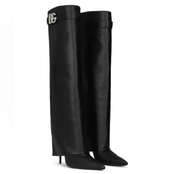 Dolce & Gabbana  DG Plaque Pointed-Toe Knee Boots Black Heels Size 39 (8) - Picture 6 of 9